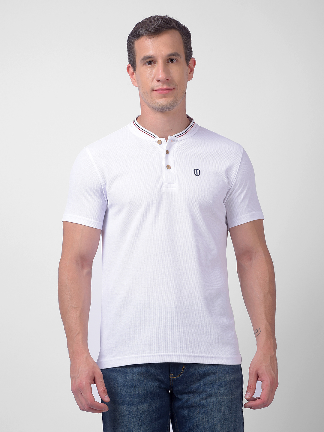 Numero Uno Men White Henley T-Shirt With Tricolour Tipping Neck